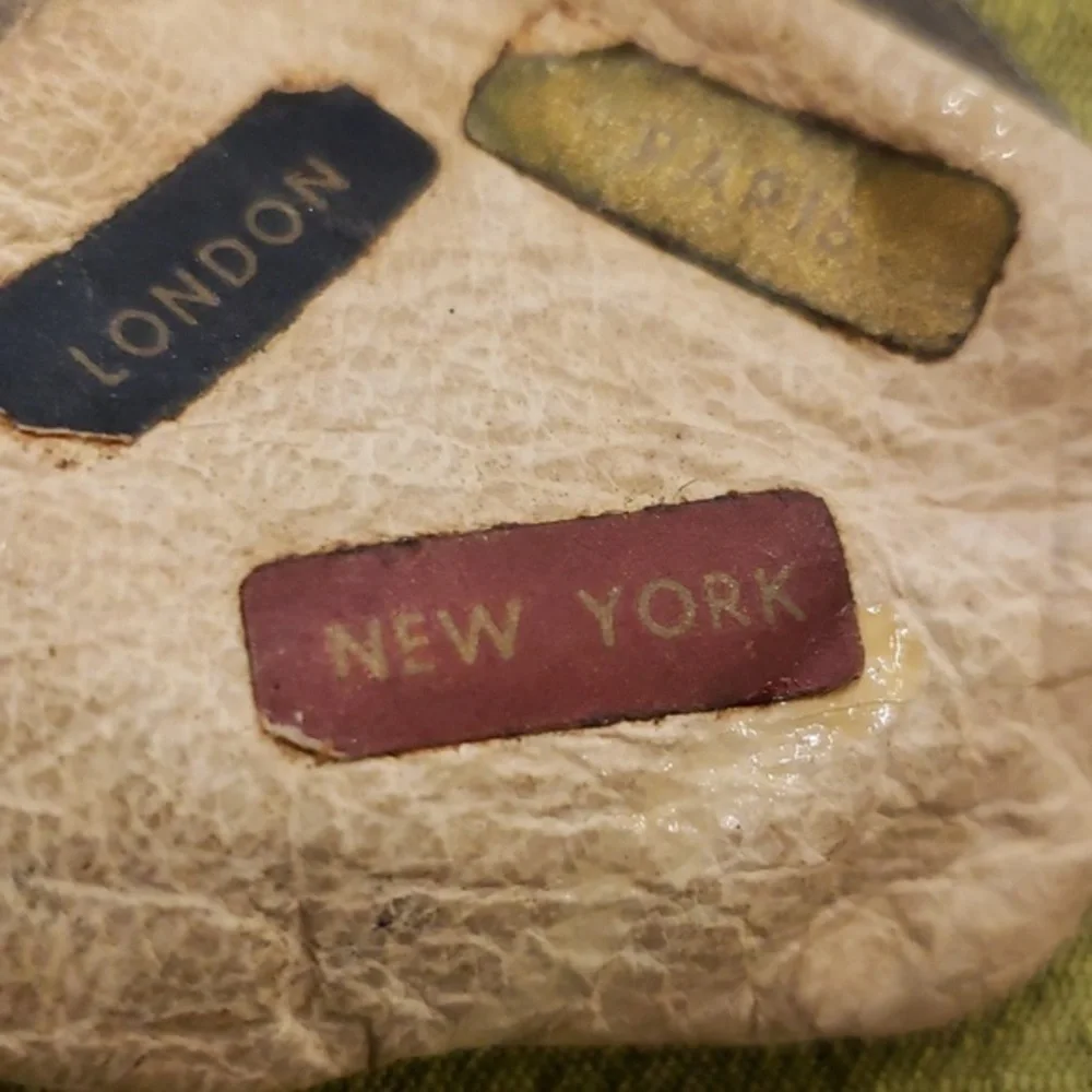 MINI COIN PURSE LONDON PARIS NEW YORK KEYCHAIN/COINS All‎ Leather